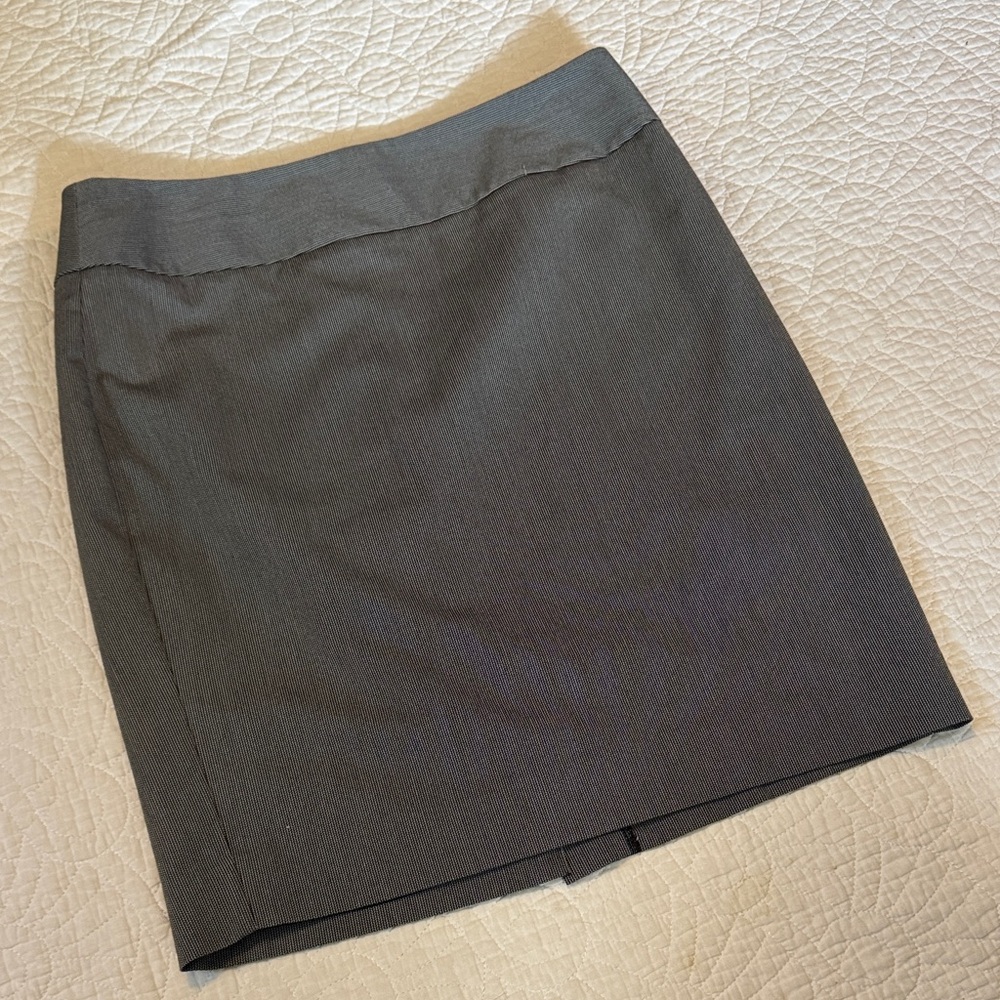 Gray women’s interview skirt